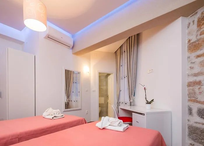 Πανσιόν Riva Σπλιτ