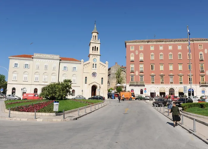 Πανσιόν Riva Σπλιτ