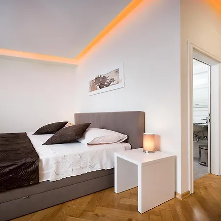 Riva Guest house 3*