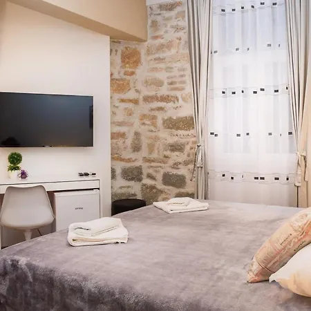 リーヴァ ルームズ